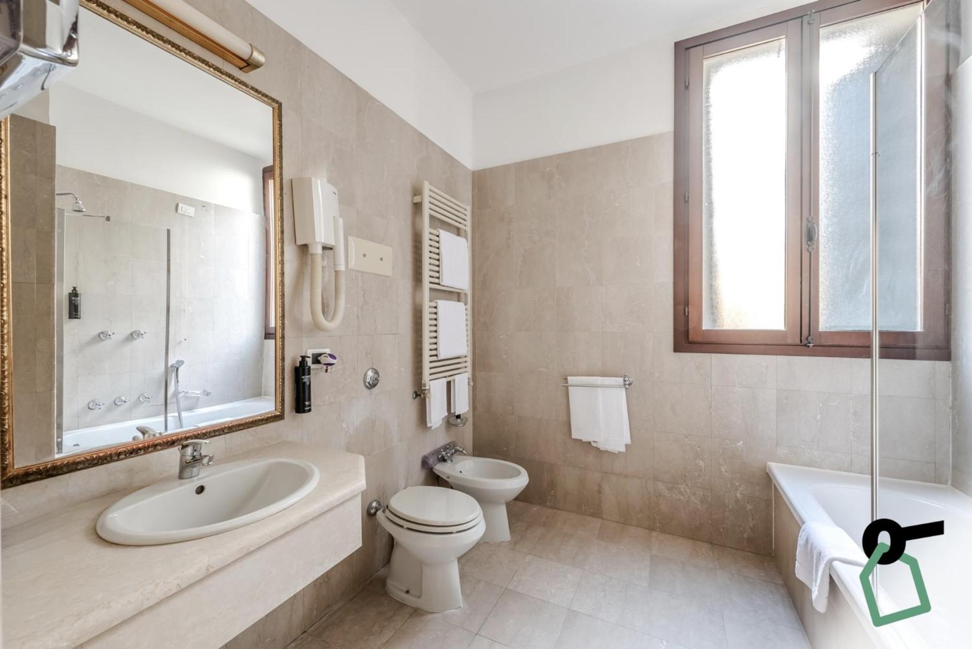Hotiday Room Collection - Venezia Santa Lucia Exterior foto