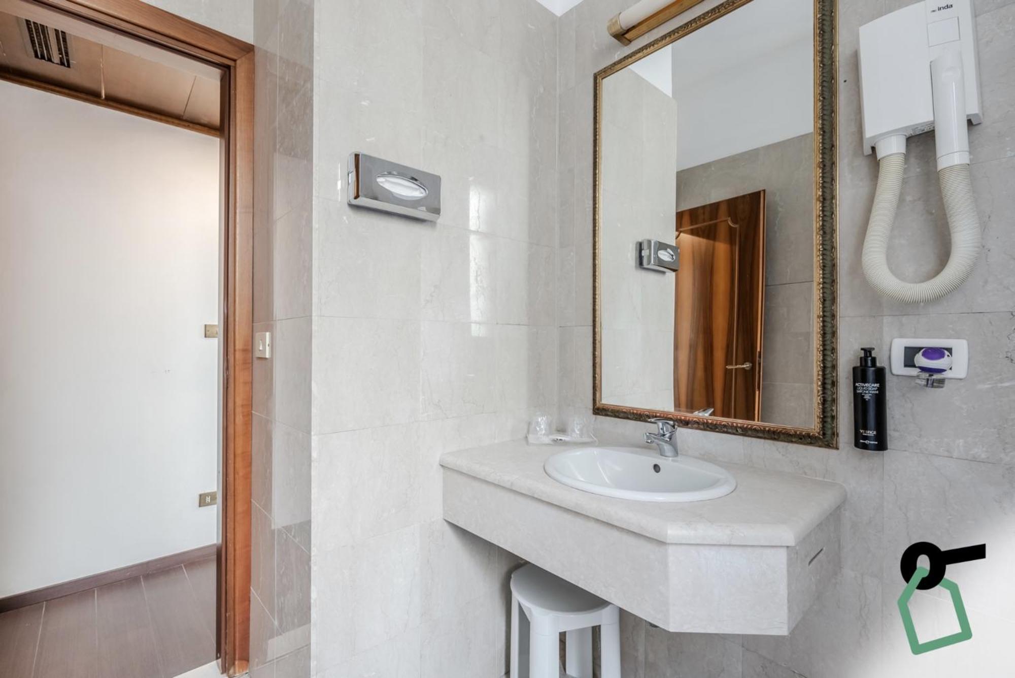 Hotiday Room Collection - Venezia Santa Lucia Exterior foto